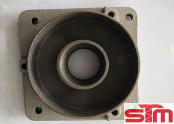 Motor lower end cover